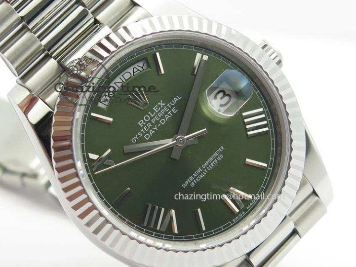 MiroTime 0424 Stretchable DayDate 40mm BP-Maker 228206 SS Green Roman Dial (Fluted Bezel) On SS Bracelet ETA 3904